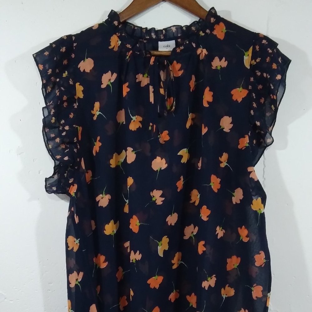 Cabi (#5522) Floral Ruffle Tie Neck Short Ruffle Sleeve Large Blouse